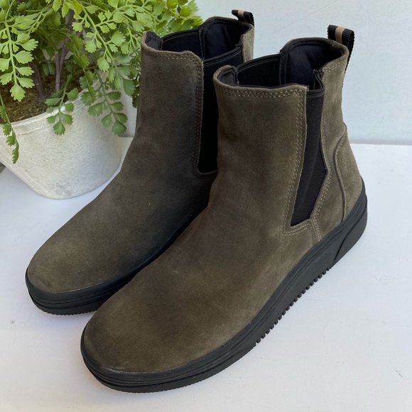 Dr. Scholl's | Shoes | Dr Scholls Everything Olive Water Repellent Chelsea  Boots Size 95 | Poshmark